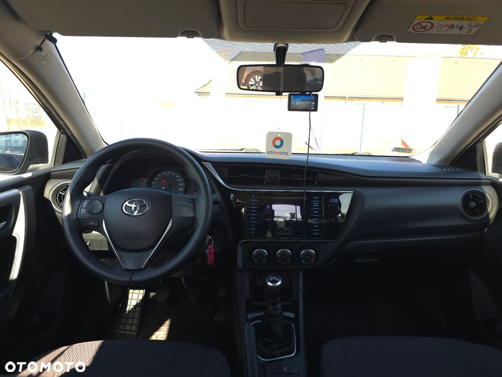 Toyota Corolla 1.6 Active EU6 - 31