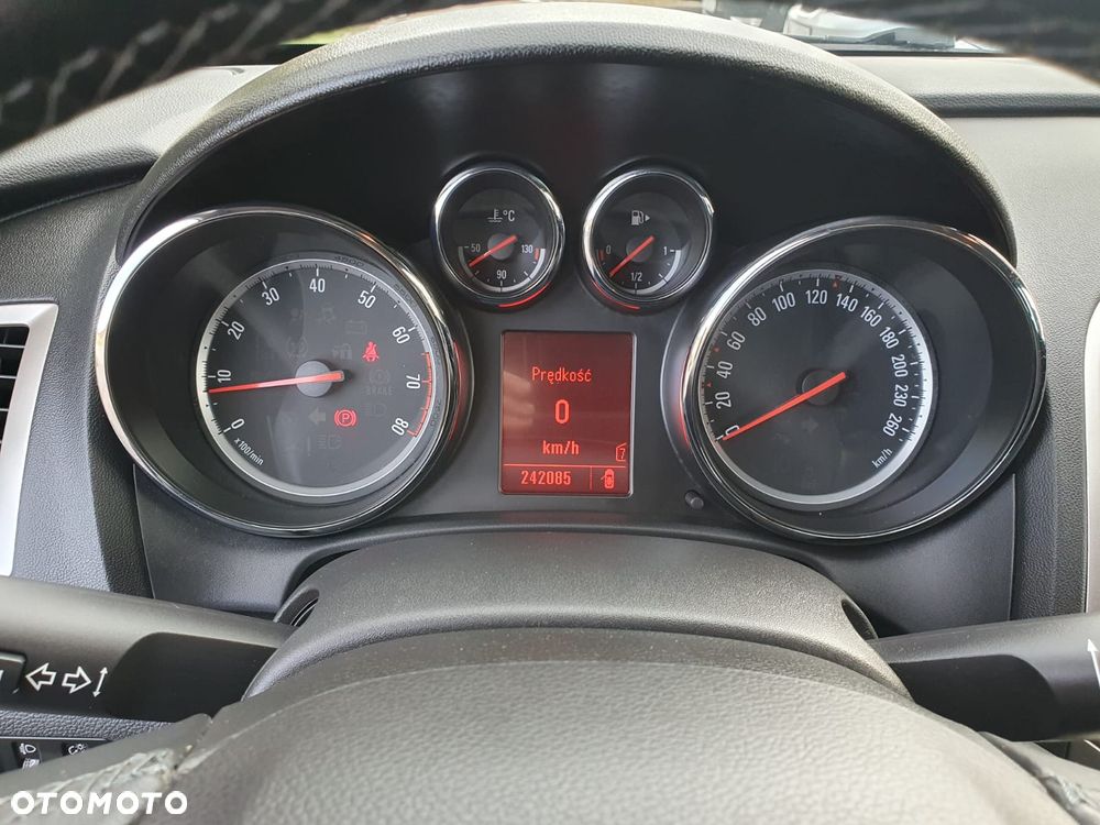 Opel Astra 1.4 Turbo Design Edition - 24