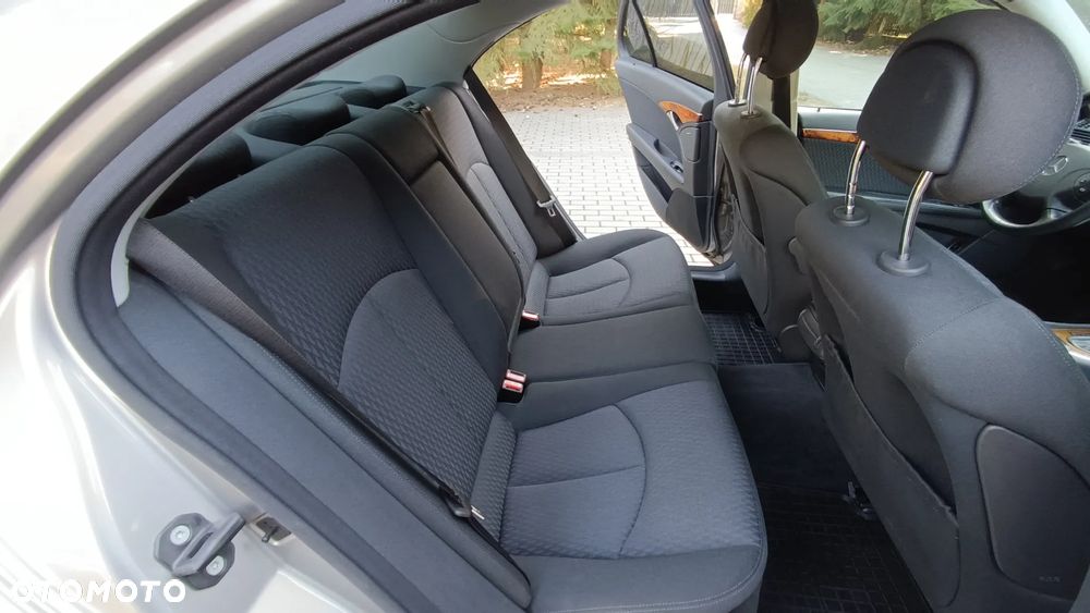 Mercedes-Benz Klasa E 200 Kompressor Automatik Elegance - 15