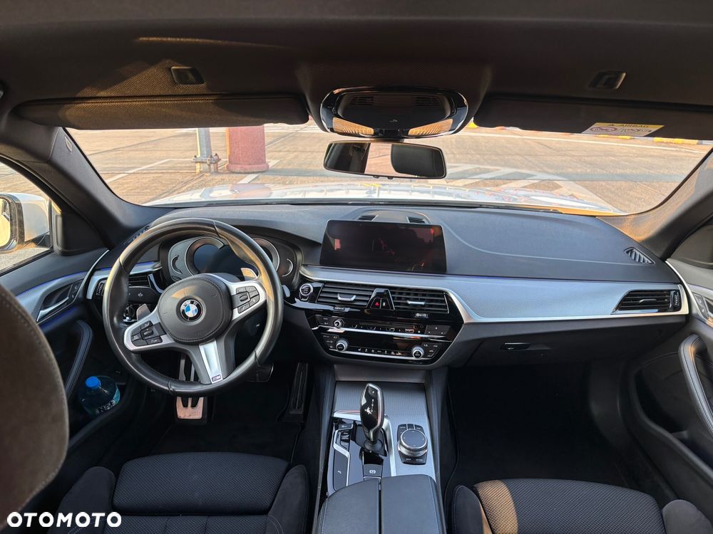 BMW Seria 5 520d xDrive - 19