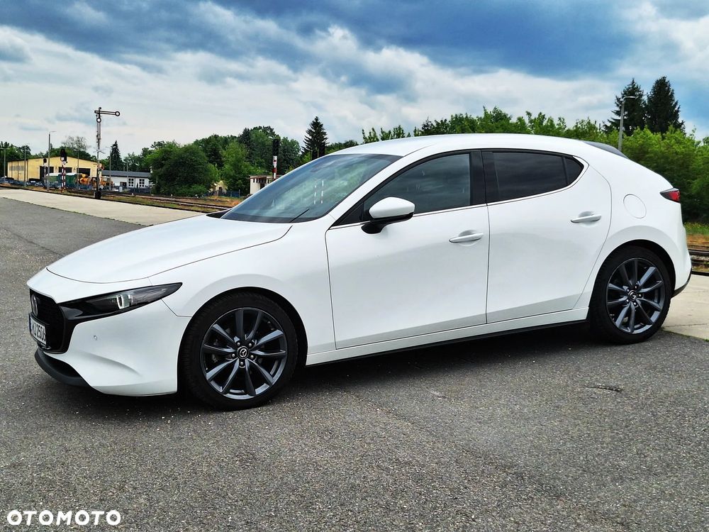 Mazda 3 SKYACTIV-G 2.0 M-Hybrid SELECTION - 16
