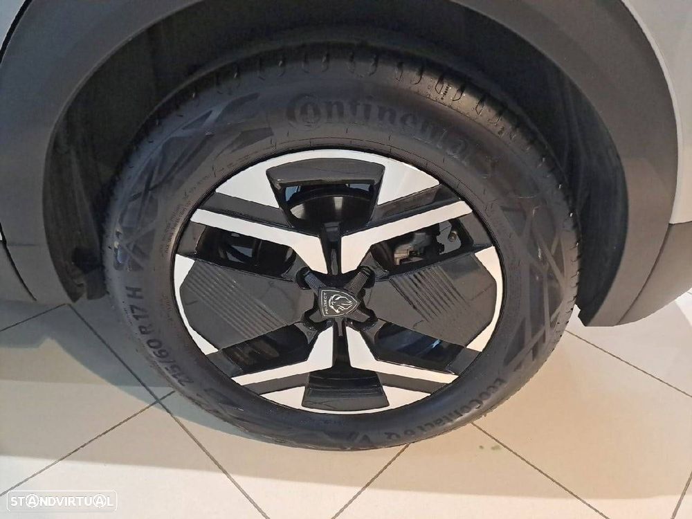 Peugeot 2008 - 11