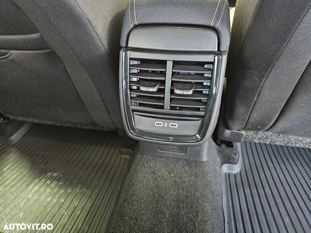 Skoda Kamiq 1.0 TSI Selection - 31