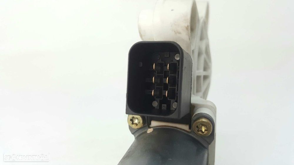 MOTOR ELEVADOR FRENTE DIREITO MERCEDES CLASE C (W203) BERLINA 220 CDI (203.006) - 3