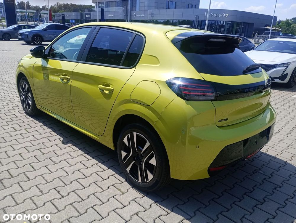 Peugeot 208 - 7