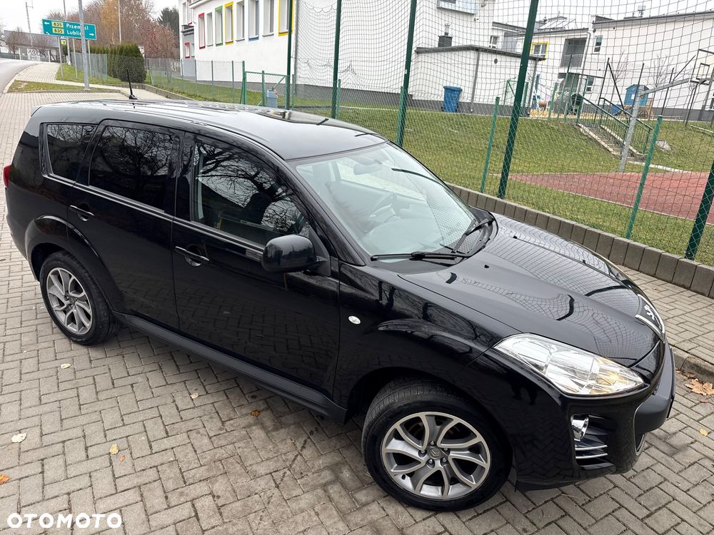 Peugeot 4007 5-Sitzer Sport - 22