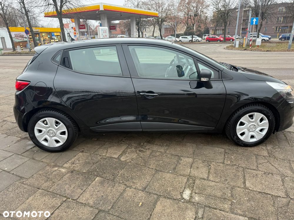 Renault Clio 1.2 16V 75 Experience - 15