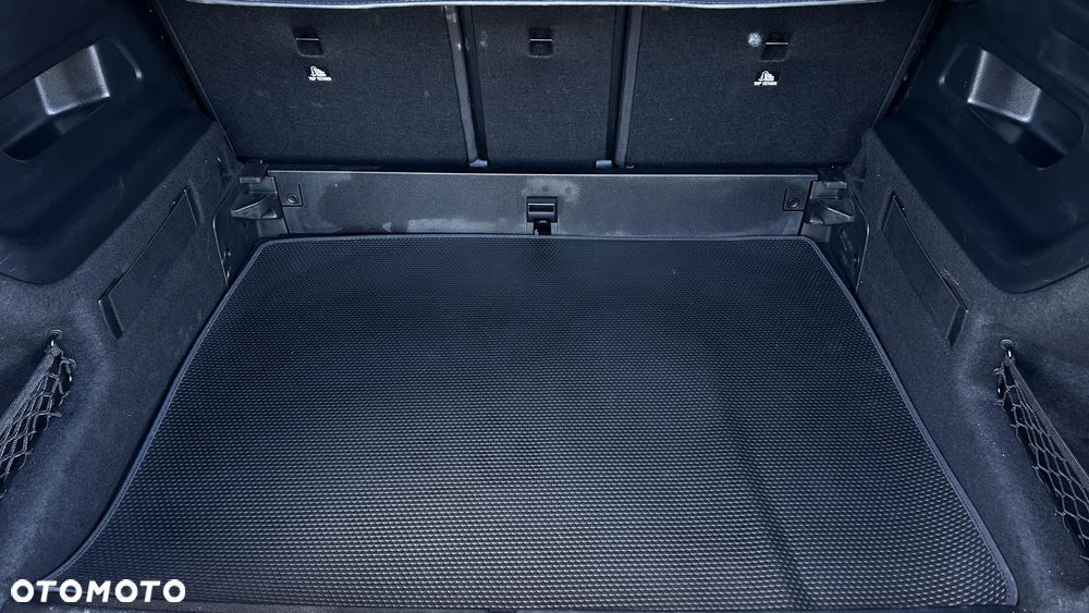 Mercedes-Benz GLB 200 d 4-Matic AMG Line 8G-DCT - 22