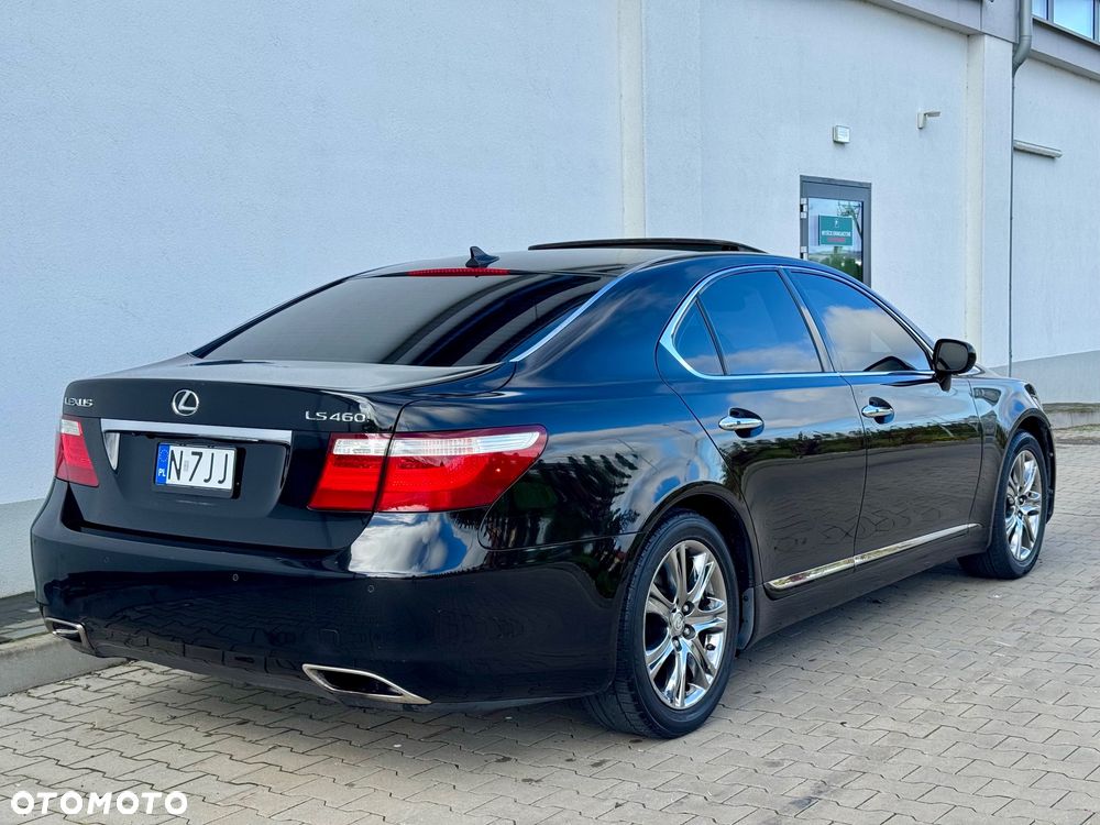 Lexus LS - 3