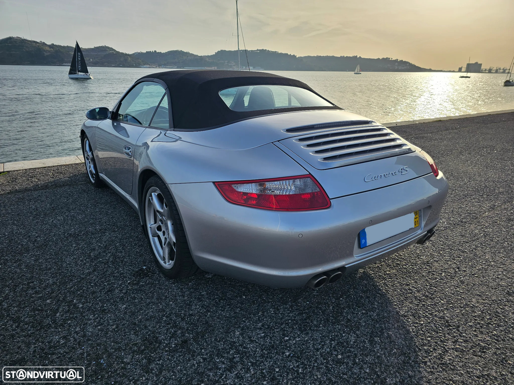 Porsche 911 (997) Carrera 4 S - 5