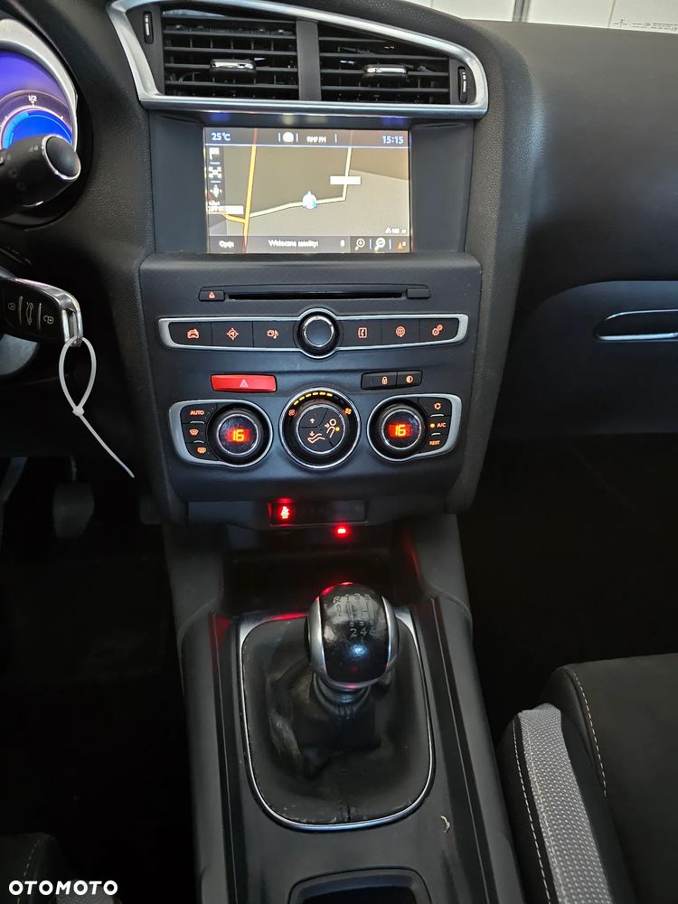 DS Automobiles DS 4 - 21