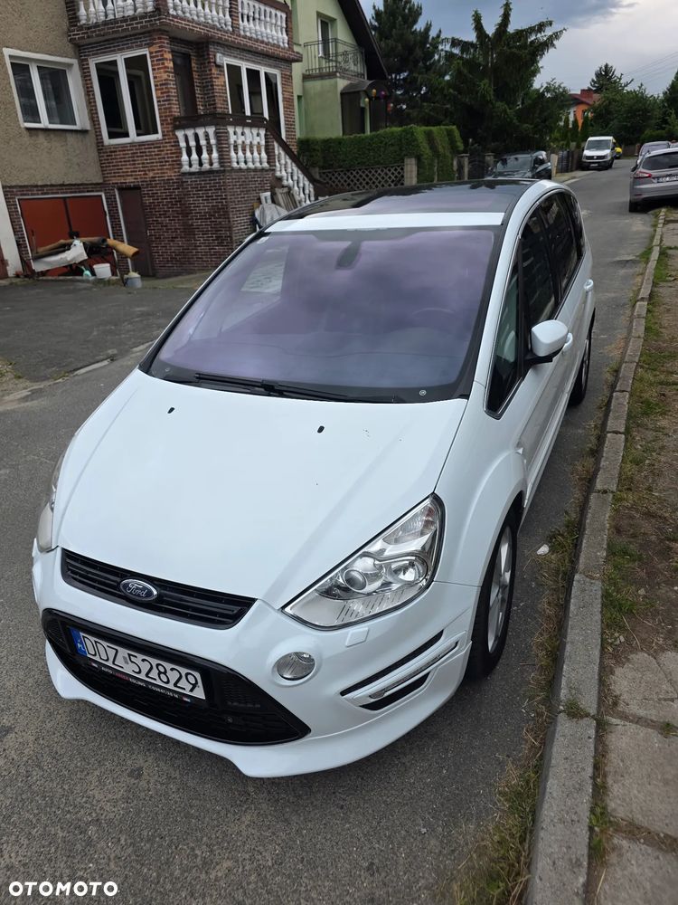 Ford S-Max 2.0 TDCi DPF Titanium - 1