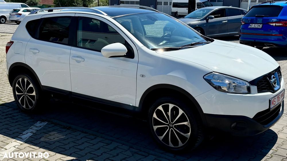 Nissan Qashqai - 2