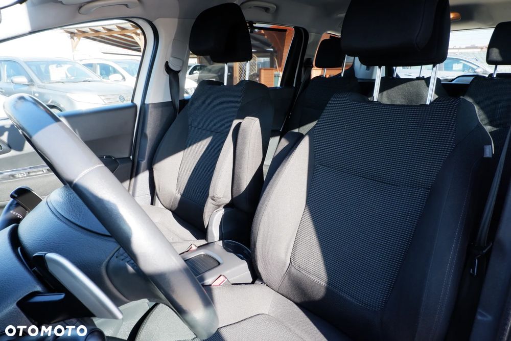 Peugeot 5008 HDI FAP 110 EGS6 Tendance - 25