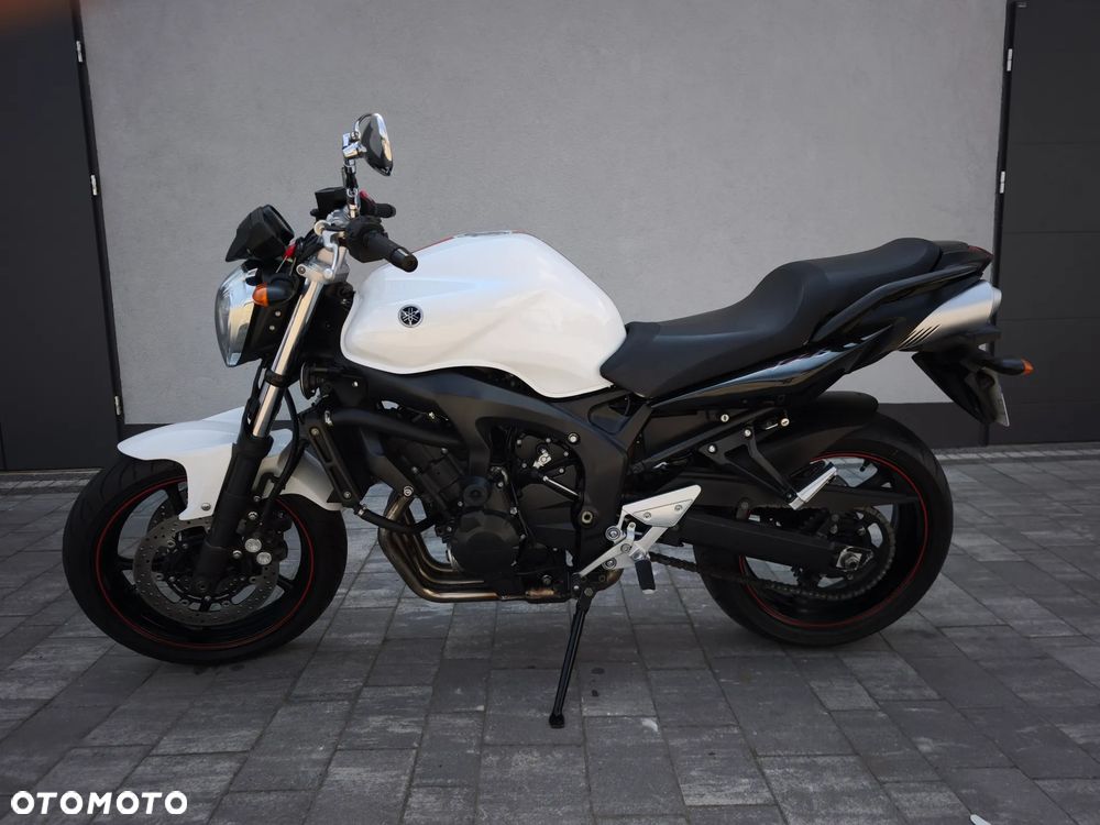 Yamaha FZ6 - 2