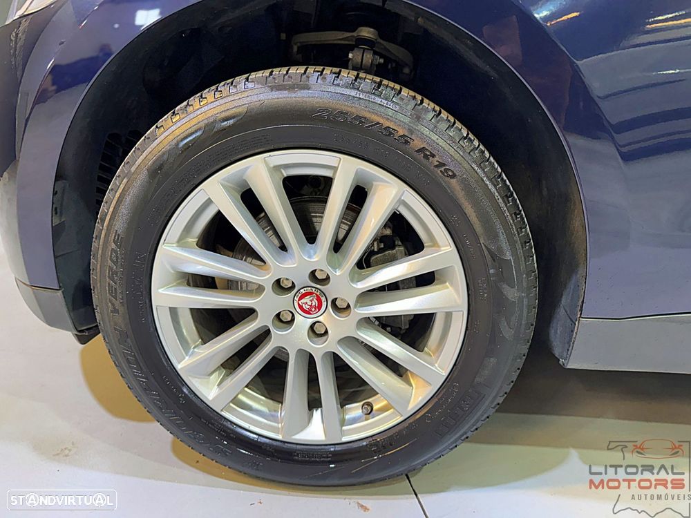 Jaguar F-Pace 25d AWD Aut. Portfolio - 14