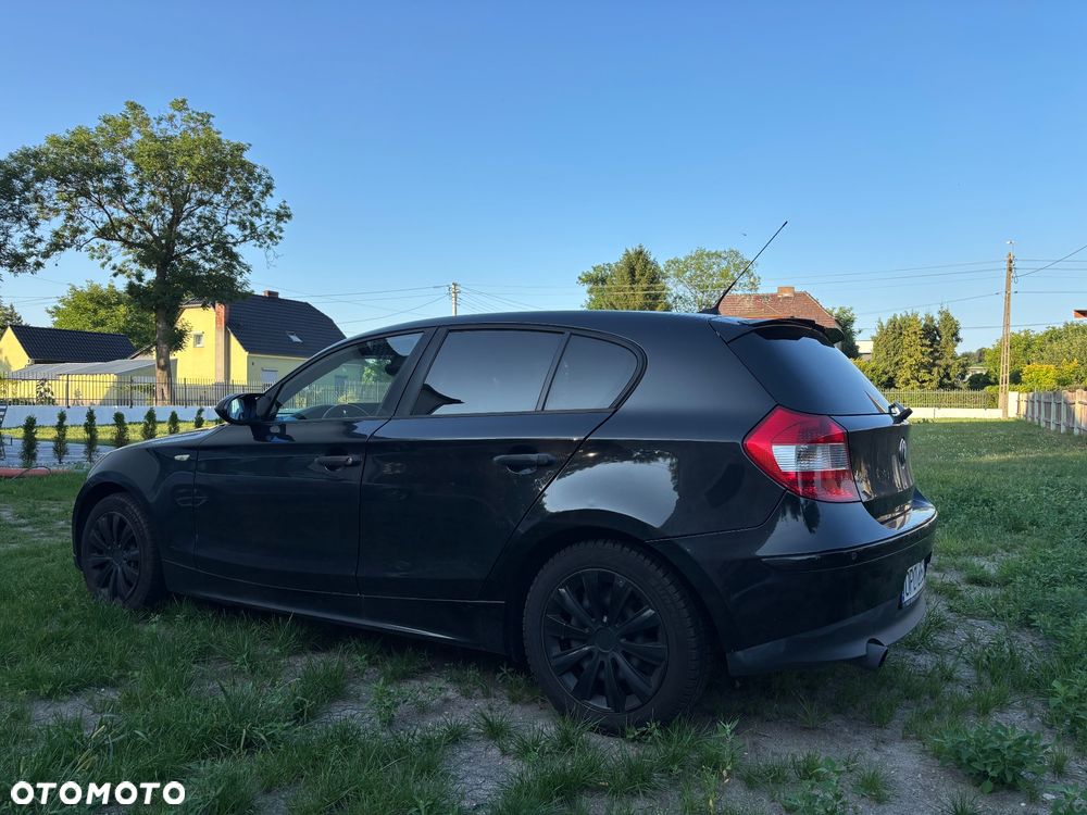 BMW Seria 1 - 23