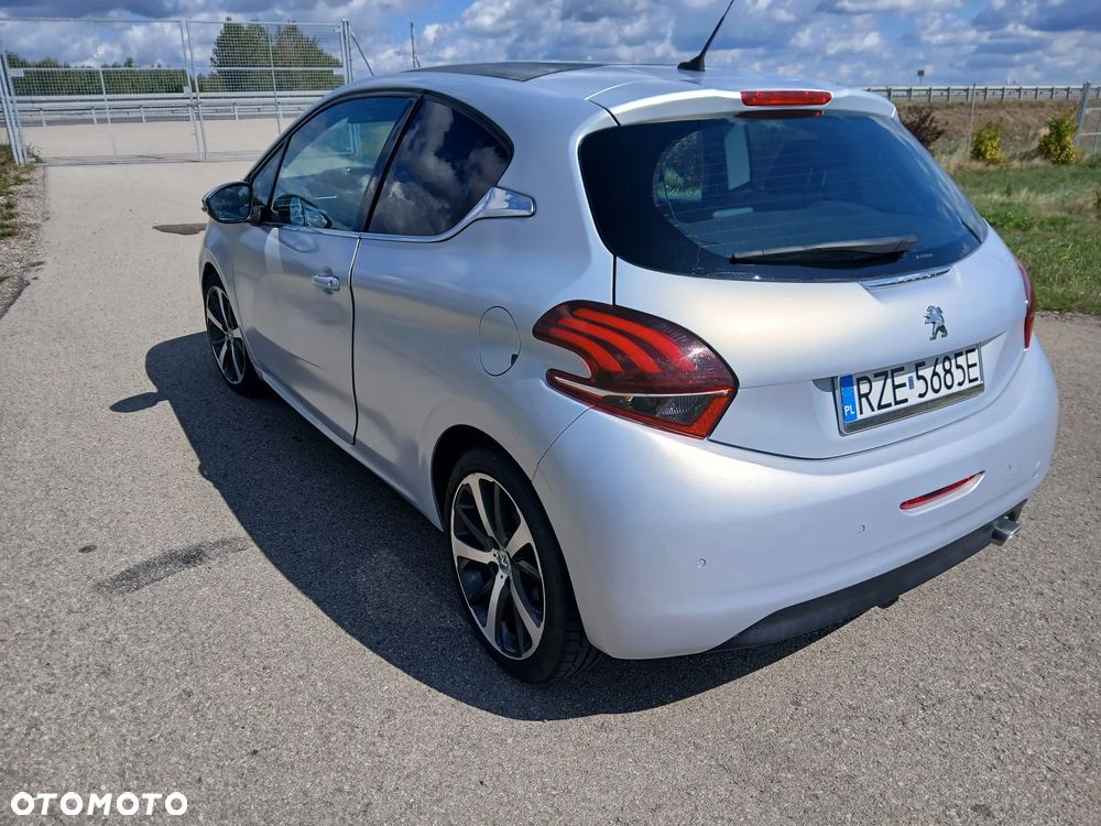 Peugeot 208 e-HDi 115 Stop&Start Allure - 5