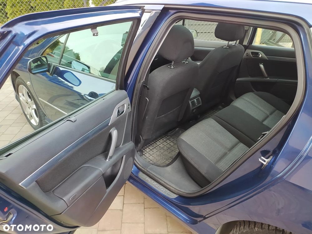 Peugeot 407 2.0 HDI ST Sport EU4 - 12