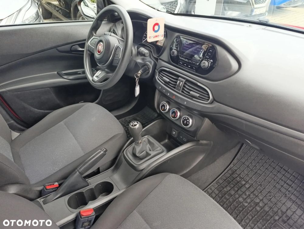 Fiat Tipo 1.0 T3 - 11