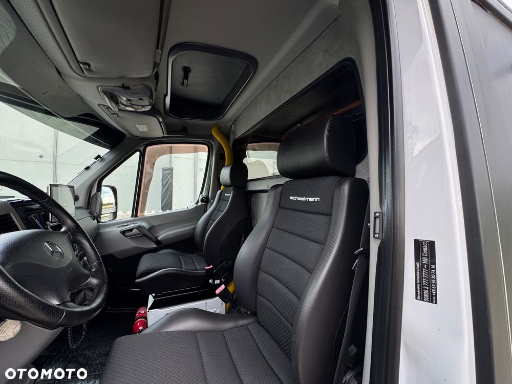 Mercedes-Benz SPRINTER - 8