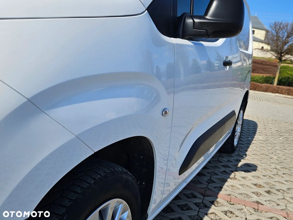 Toyota Proace City,  Salon Polska, 3 osobowy. - 6