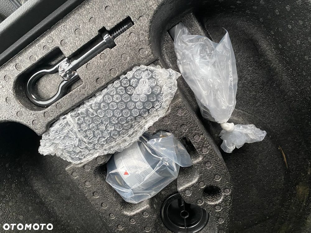 Ford Focus 1.5 EcoBlue Start-Stopp-System ST-LINE - 32