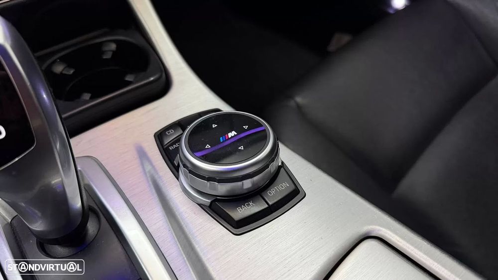 BMW 525 d Auto - 28