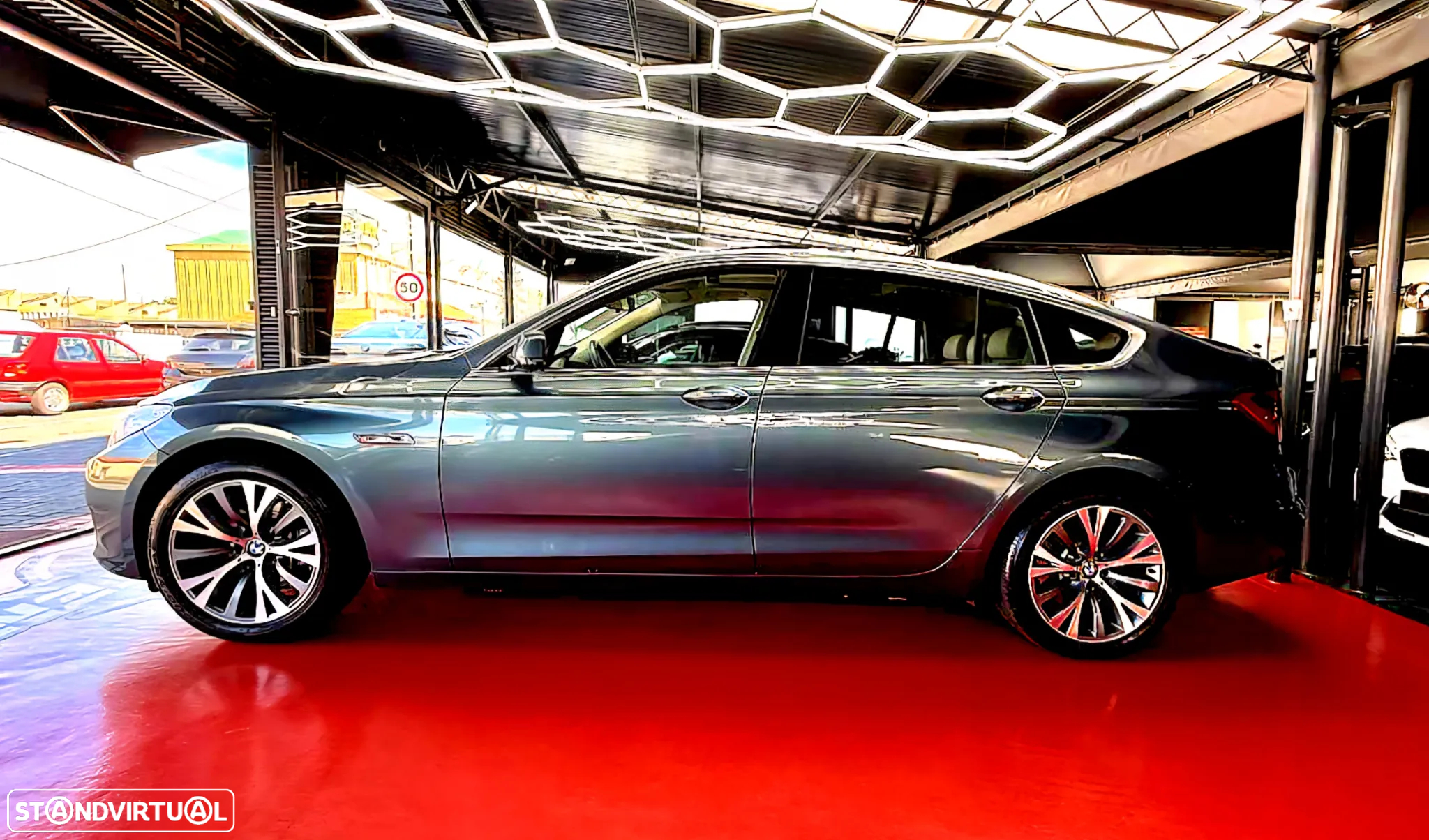 BMW 530 Gran Turismo d xDrive - 4
