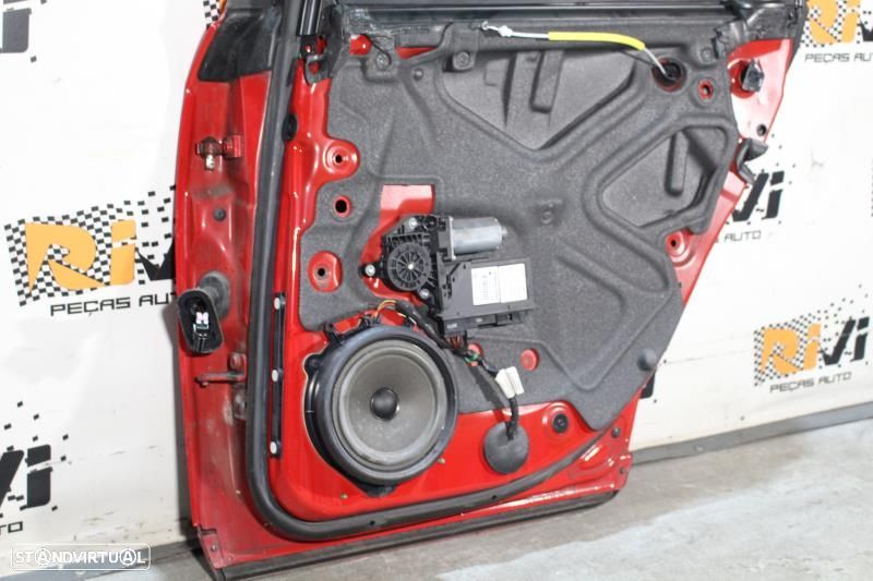 Porta Trás Direita Audi A4 (8Ec, B7)  Porta Traseira Direita Audi A4 B - 8