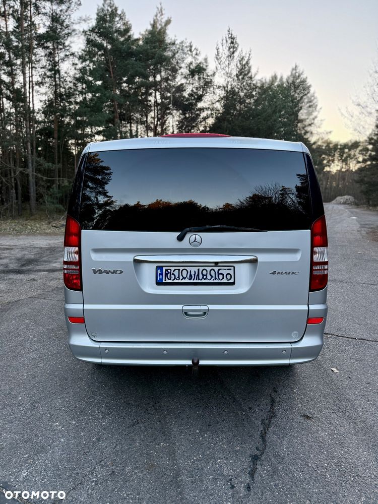 Mercedes-Benz Viano 2.2 CDI DPF extralang 4Matic Automatik Trend - 4