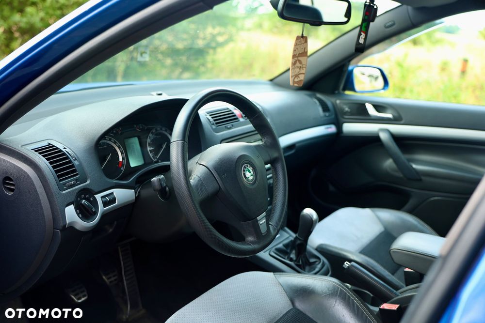 Skoda Octavia 2.0 TFSI RS - 12