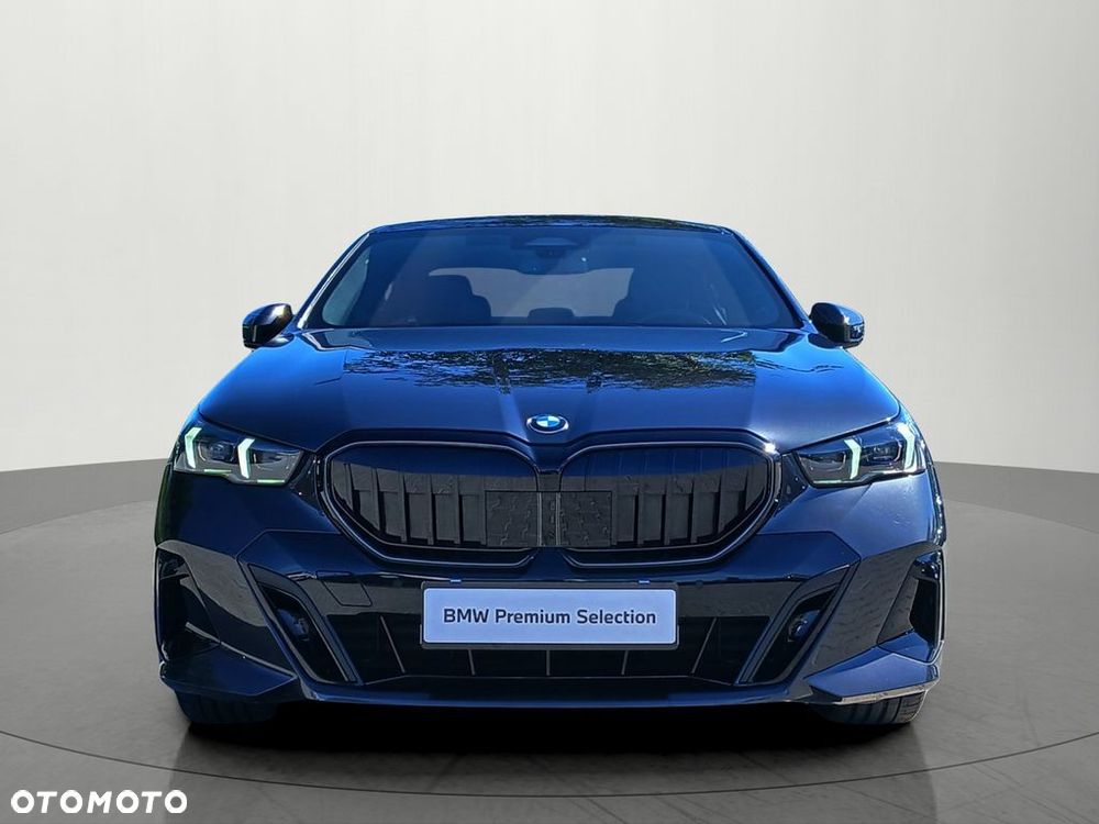 BMW Seria 5 520d xDrive - 9
