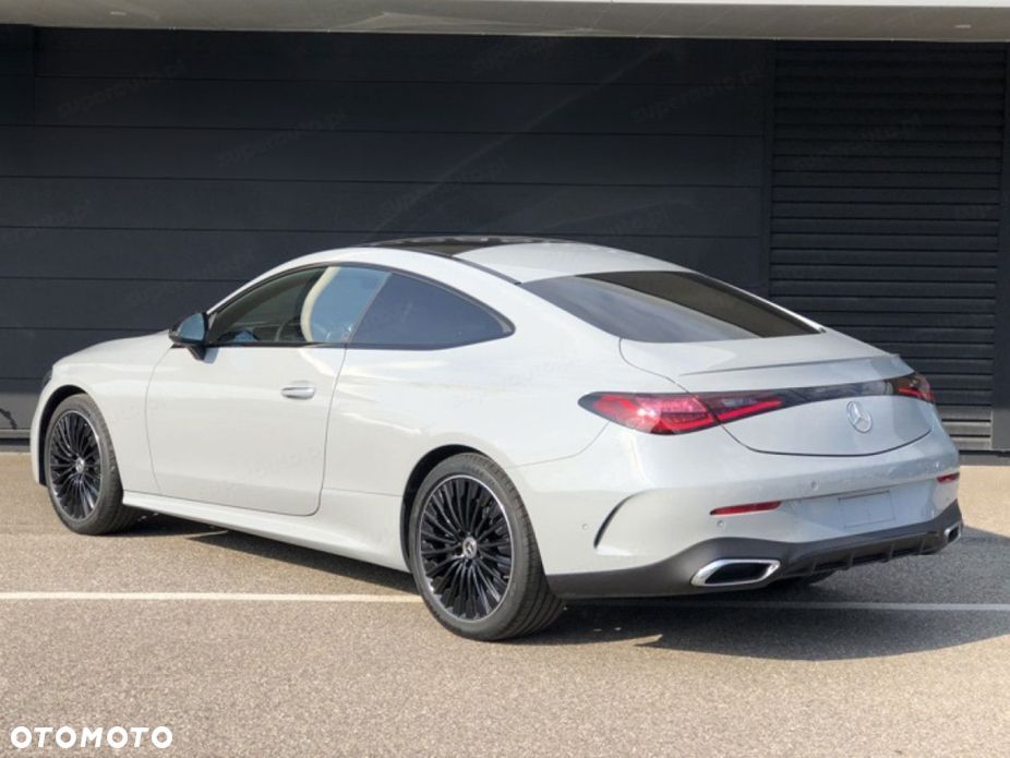 Mercedes-Benz CLE 300 mHEV 4-Matic AMG Line - 9