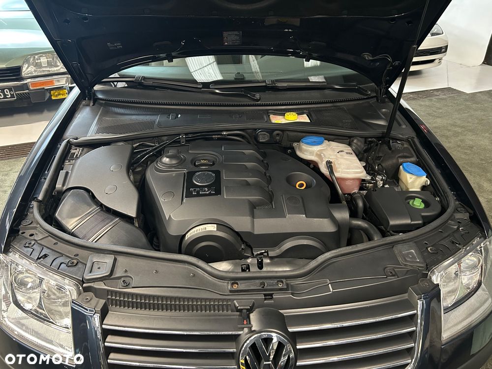 Volkswagen Passat - 14