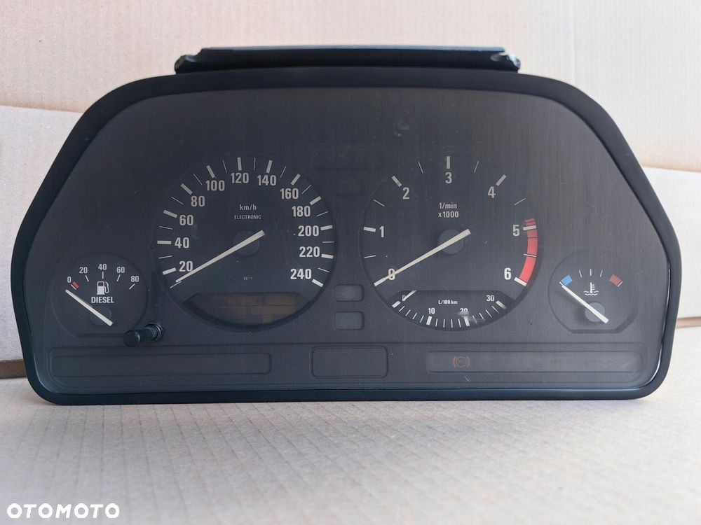 Licznik zegary BMW 5 e34 2.5td 2.5tds 525td 525tds 1391892 1391934 EUROPA - 1