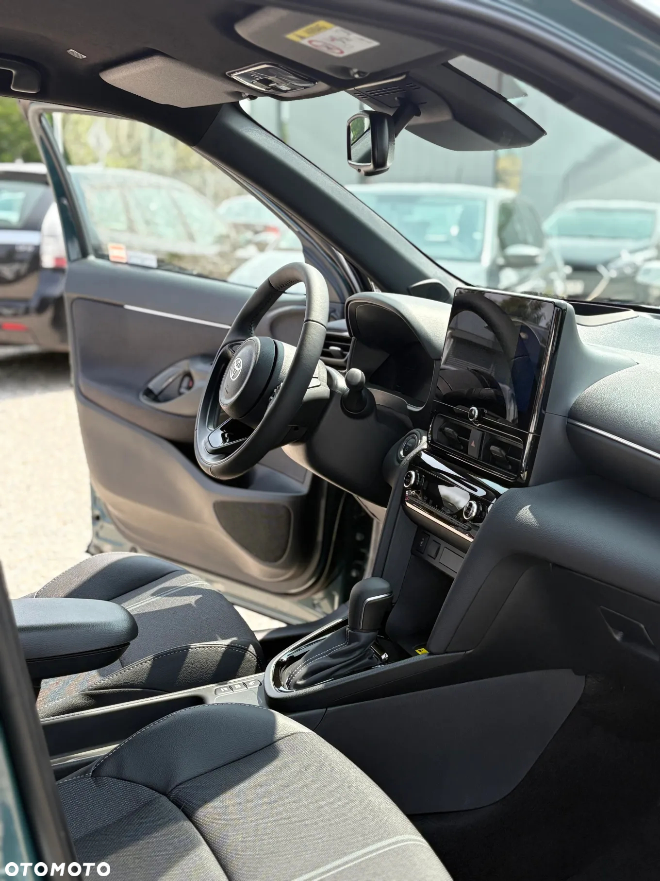 Toyota Yaris Cross Hybrid 1.5 Executive - 16