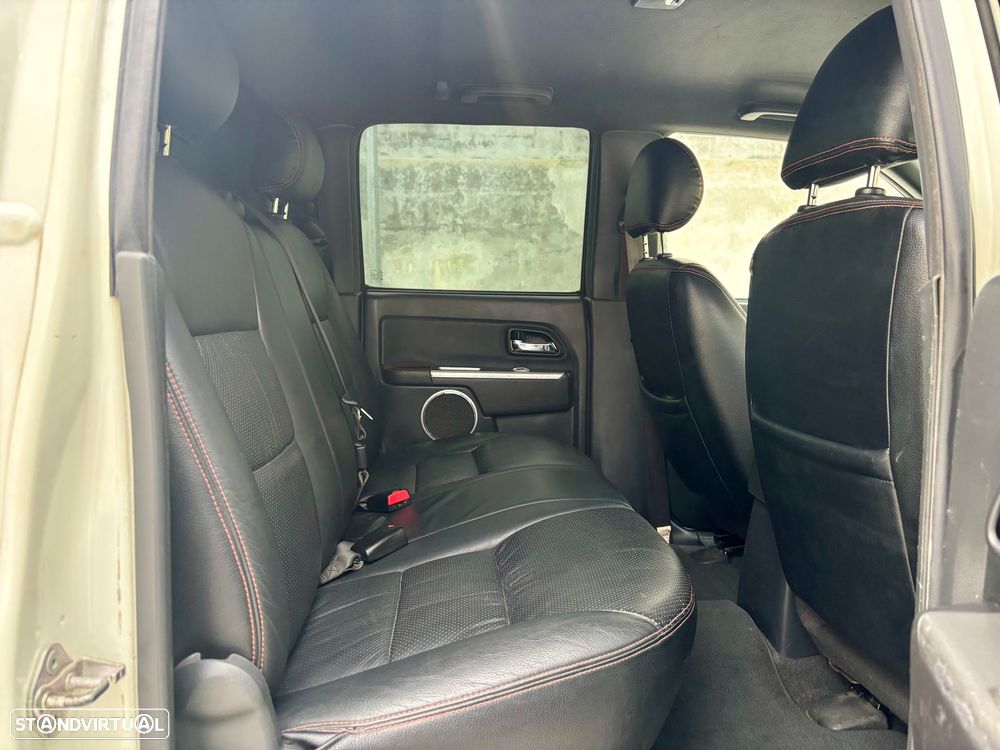 Isuzu D-Max 3.0 DTi CD 4WD LS Izutronic - 28