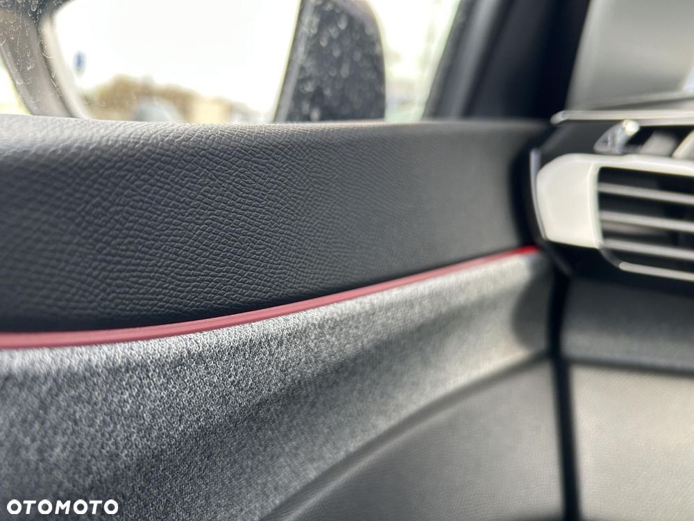 Peugeot 308 1.5 BlueHDi Allure S&S EAT8 - 30