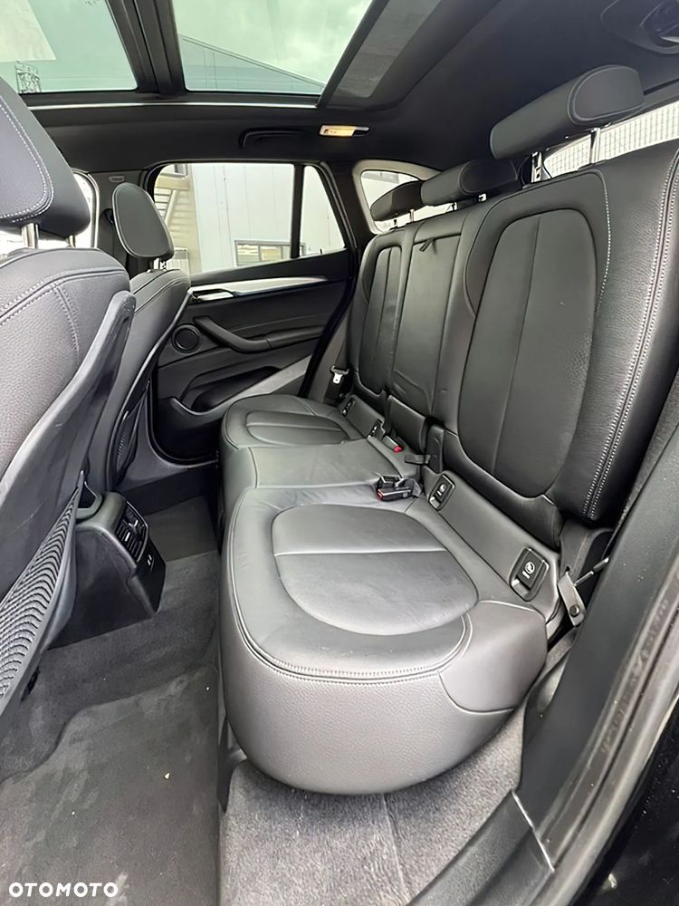 BMW X1 xDrive25i xLine - 13