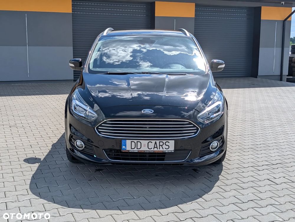 Ford S-Max 2.0 TDCi 4WD Titanium PowerShift - 7