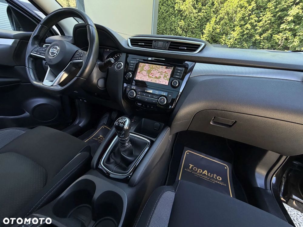 Nissan Qashqai 1.3 DIG-T N-Connecta - 16