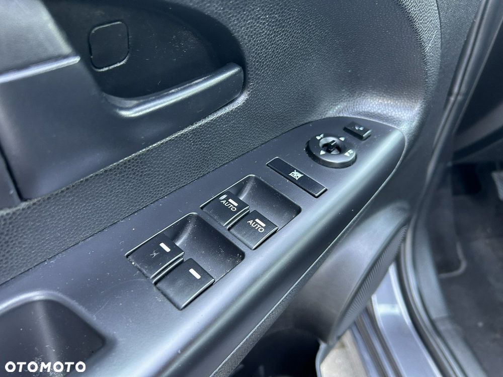 Kia Venga 1.4 CRDi M - 17