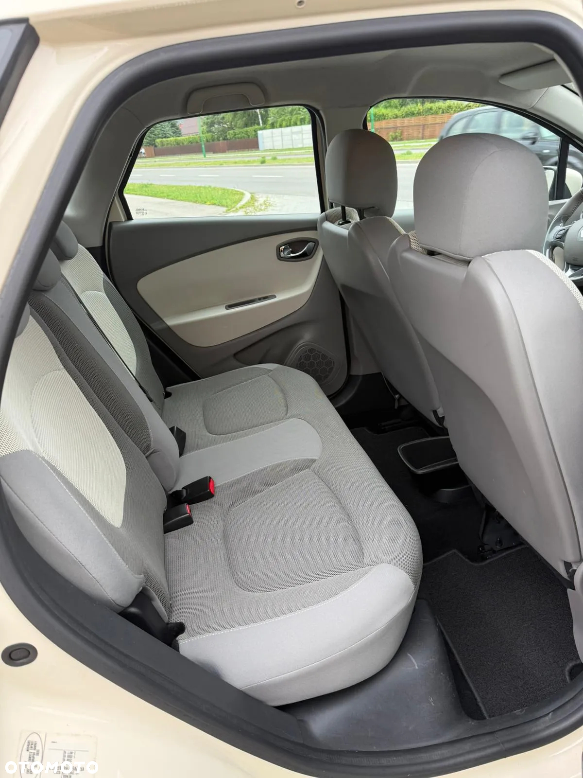 Renault Captur (ENERGY) TCe 90 INTENS - 12