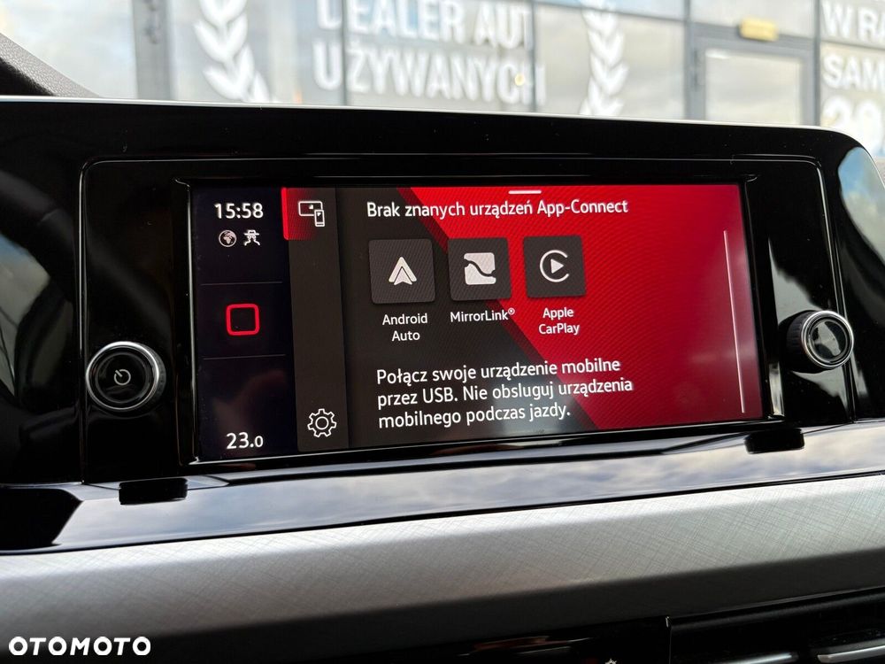 Volkswagen Golf - 29