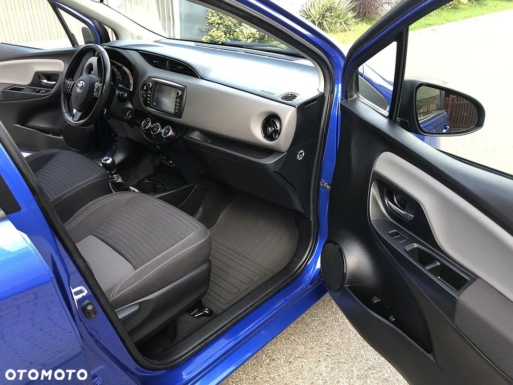 Toyota Yaris 1.5 Premium - 37