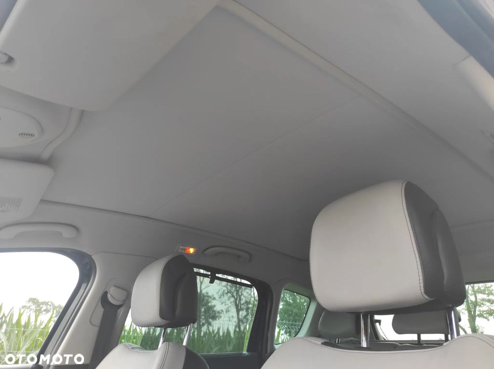 Peugeot 3008 1.6 THP Allure - 24