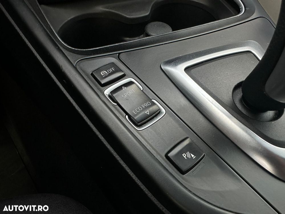 BMW Seria 3 - 25