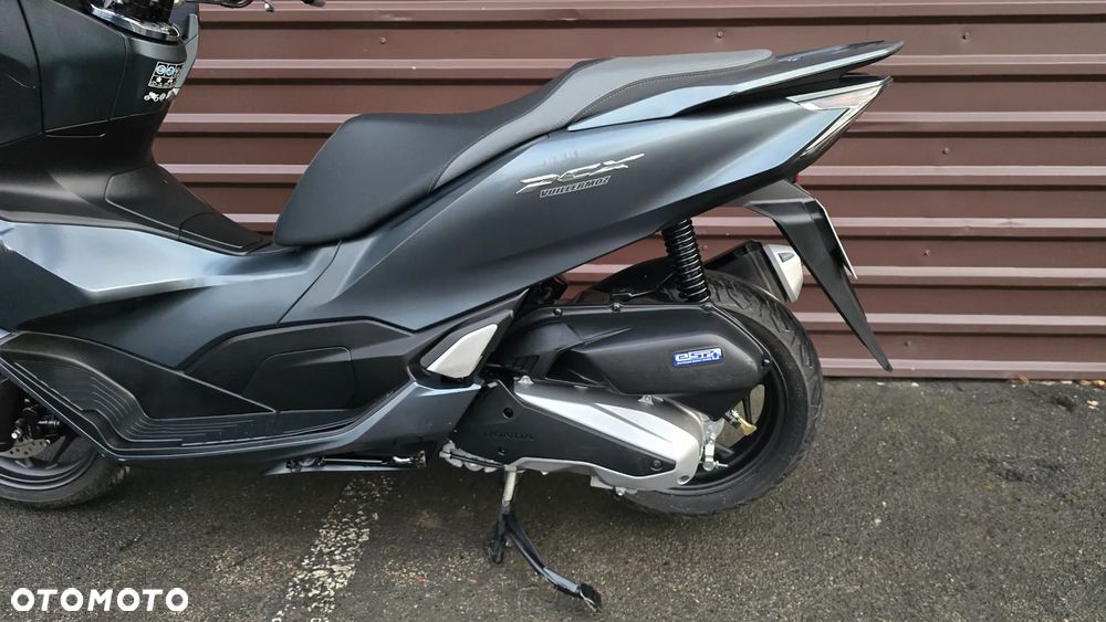Honda PCX - 12