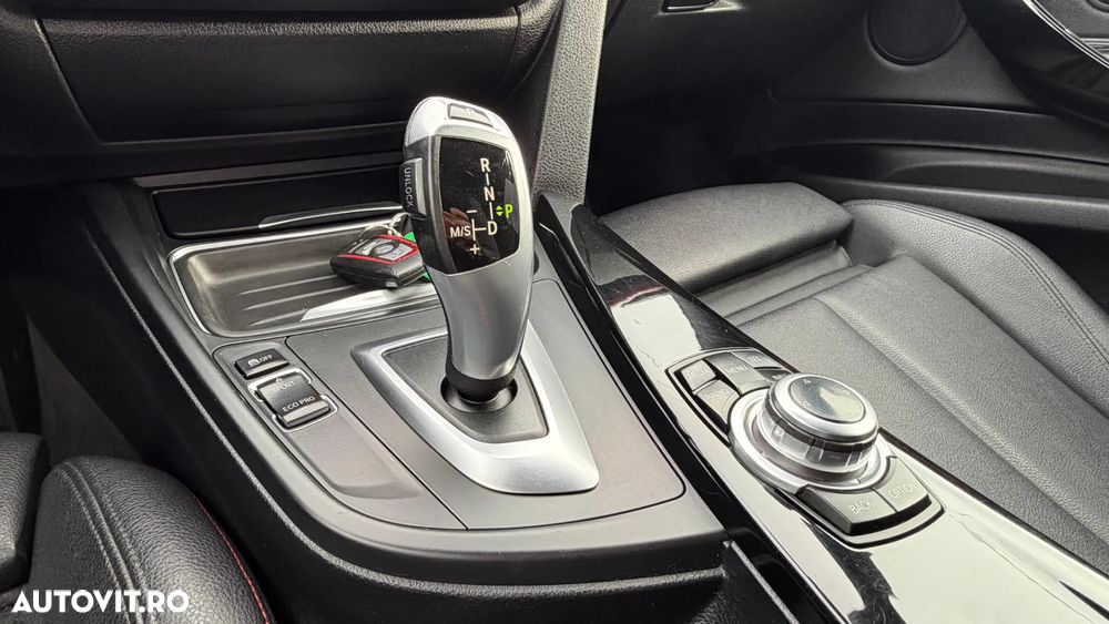 BMW Seria 3 318d Aut. Sport Line - 21